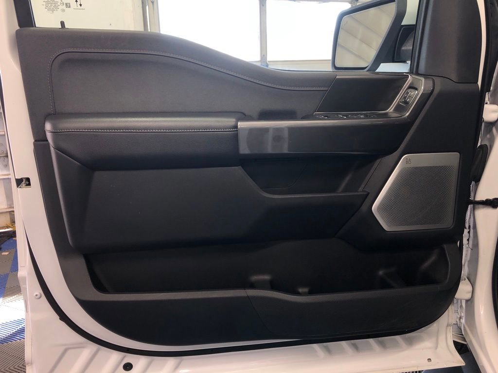 Certified 2022 Ford F150 Lariat w/ Equipment Group 502A High image 9