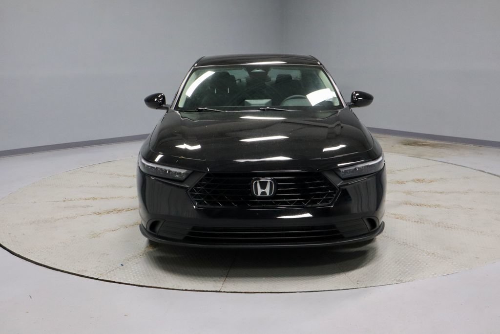 Used 2025 Honda Accord LX image 5
