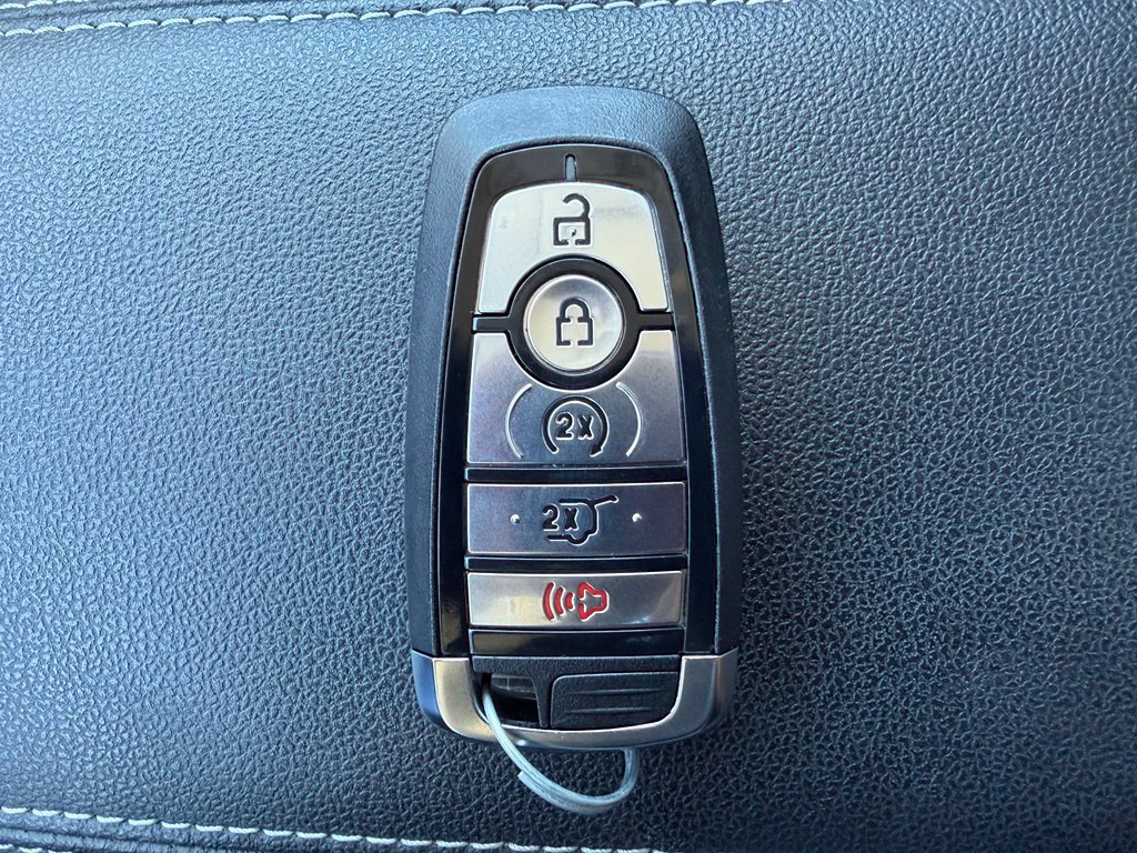 Certified 2024 Ford Escape Platinum w/ Premium Technology Package AWD/4WD image 28