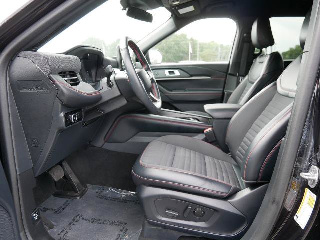 Certified 2025 Ford Explorer ST-Line AWD/4WD image 10