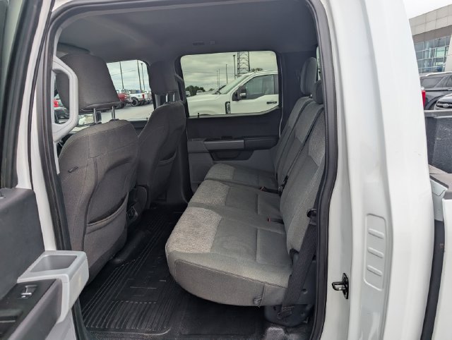 Certified 2025 Ford F250 XLT AWD/4WD image 11