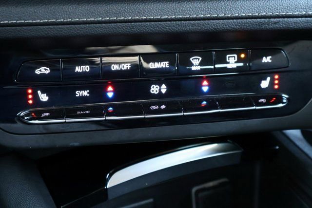 Used 2023 Buick Envision Preferred w/ Sport Touring Package image 6