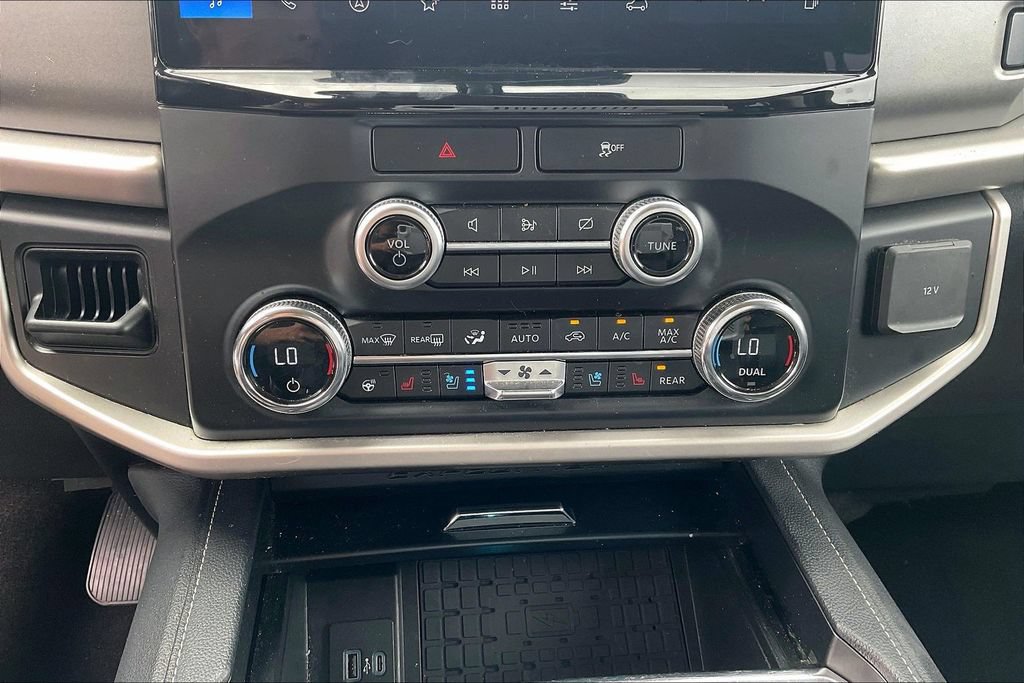 Certified 2022 Ford Expedition XLT RWD image 32