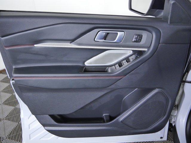 Certified 2026 Ford Explorer ST AWD/4WD image 20