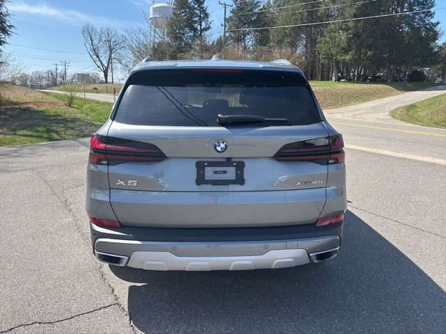 Used 2026 BMW X5 xDrive40i image 6
