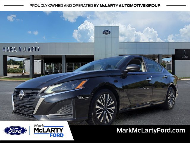 Used 2024 Nissan Altima 2.5 SV