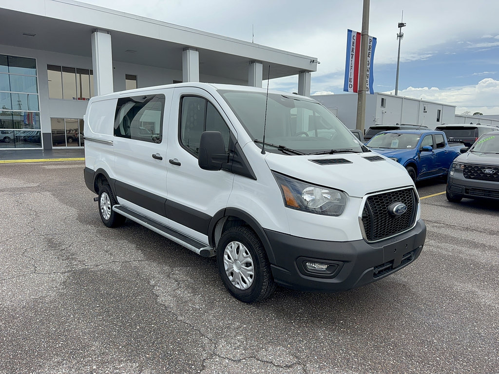 Certified 2025 Ford Transit 250 Low Roof w/ Exterior Upgrade Package RWD image 4