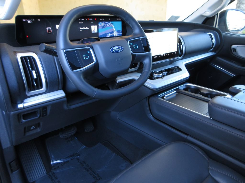 Certified 2025 Ford Expedition Max Active RWD image 13