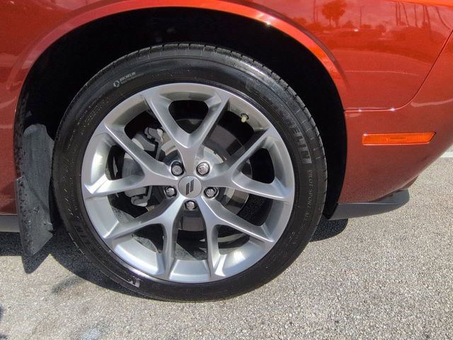 Used 2023 Dodge Challenger SXT w/ Plus Package image 11