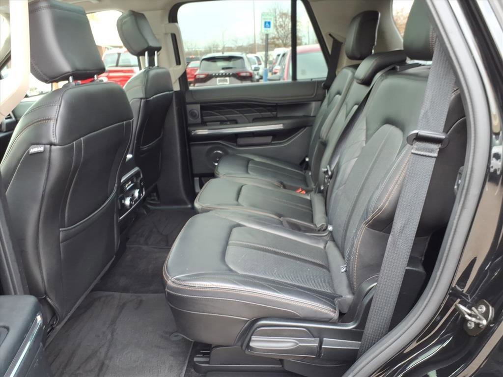 Certified 2018 Ford Expedition Platinum image 12