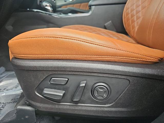 Used 2022 Kia Sorento SX Prestige w/ Rust Color Package AWD/4WD image 29