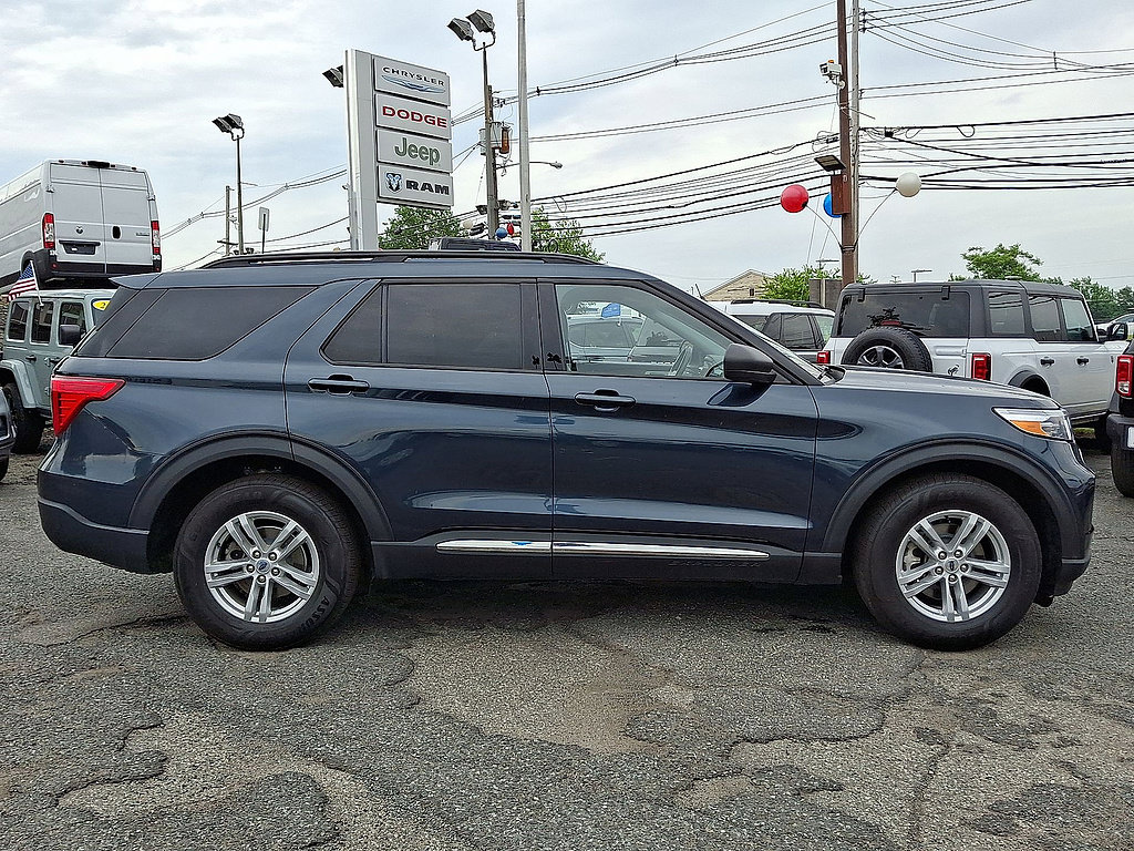 Certified 2023 Ford Explorer XLT w/ Equipment Group 202A AWD/4WD image 26
