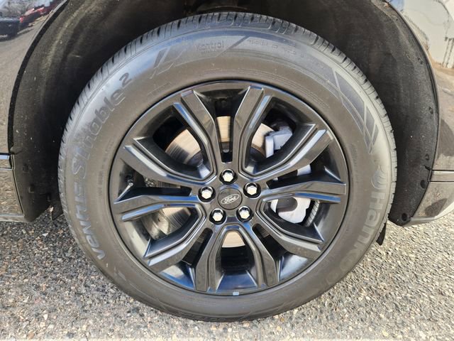 Certified 2023 Ford Edge SE w/ Black Appearance Package image 20