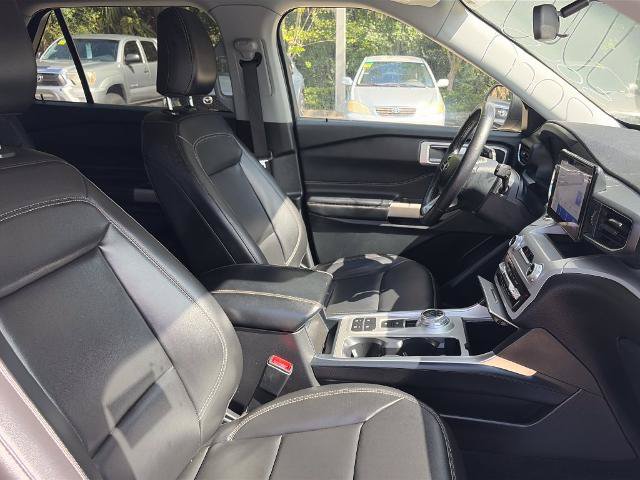 Certified 2024 Ford Explorer XLT w/ Equipment Group 202A RWD image 29