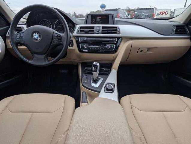 Used 2017 BMW 320i Sedan image 15