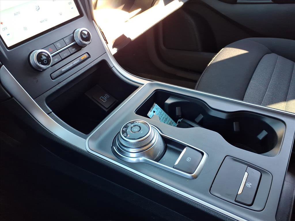 Certified 2022 Ford Edge SE image 17