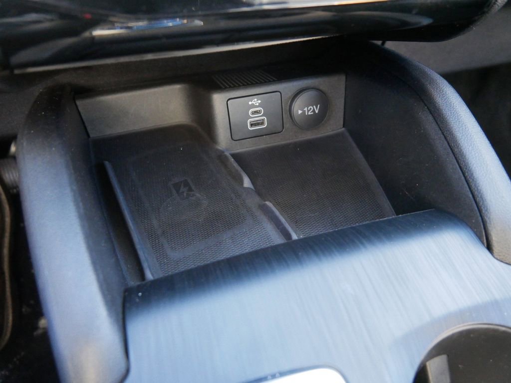 Certified 2024 Ford Escape Platinum image 25