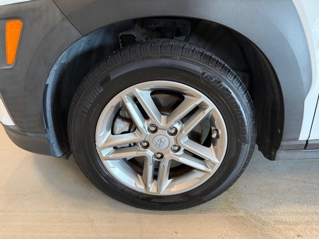 Used 2021 Hyundai Kona SE w/ Cargo Package AWD/4WD image 30