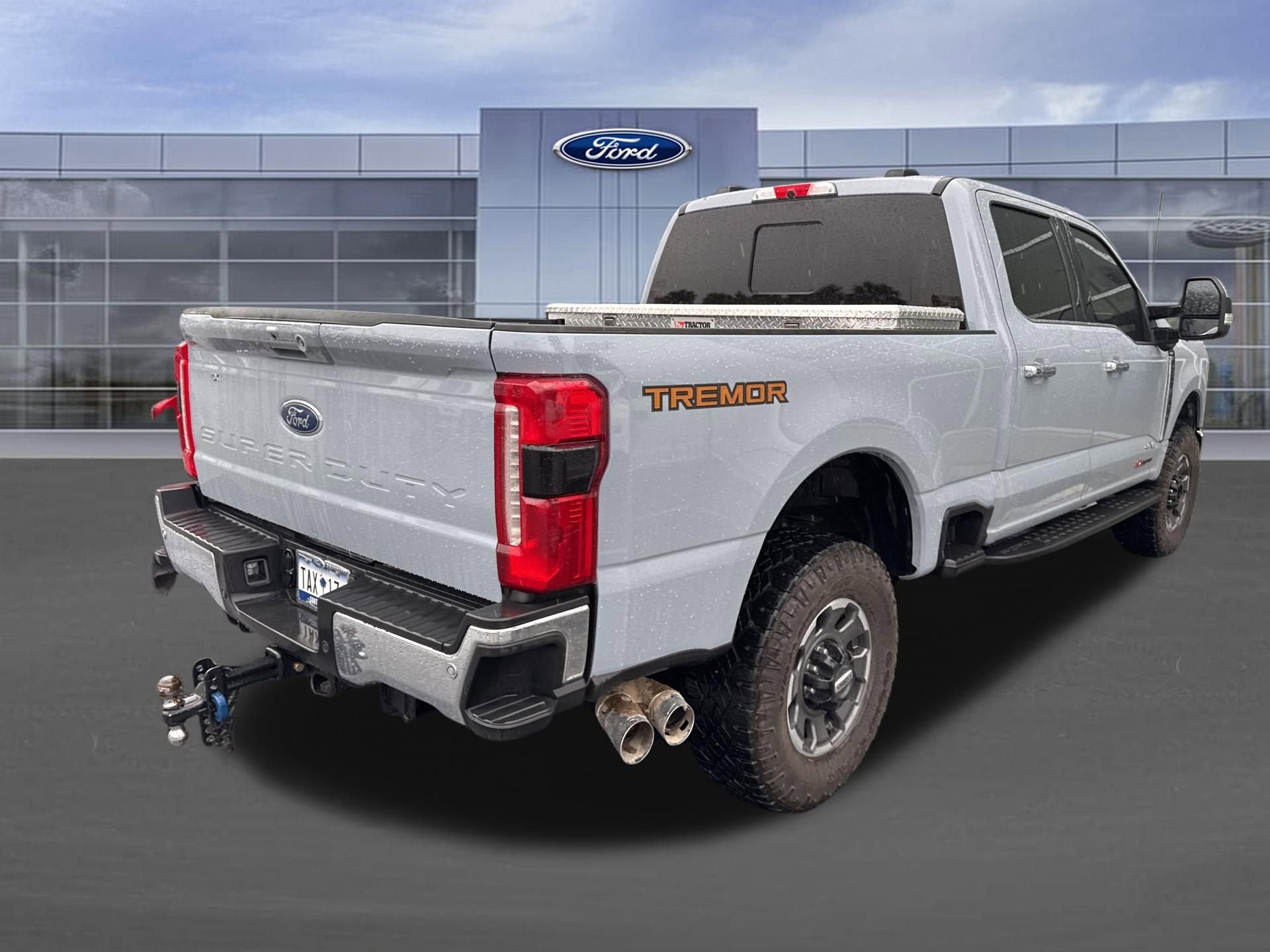 Certified 2024 Ford F250 Lariat w/ Tremor Off-Road Package image 5