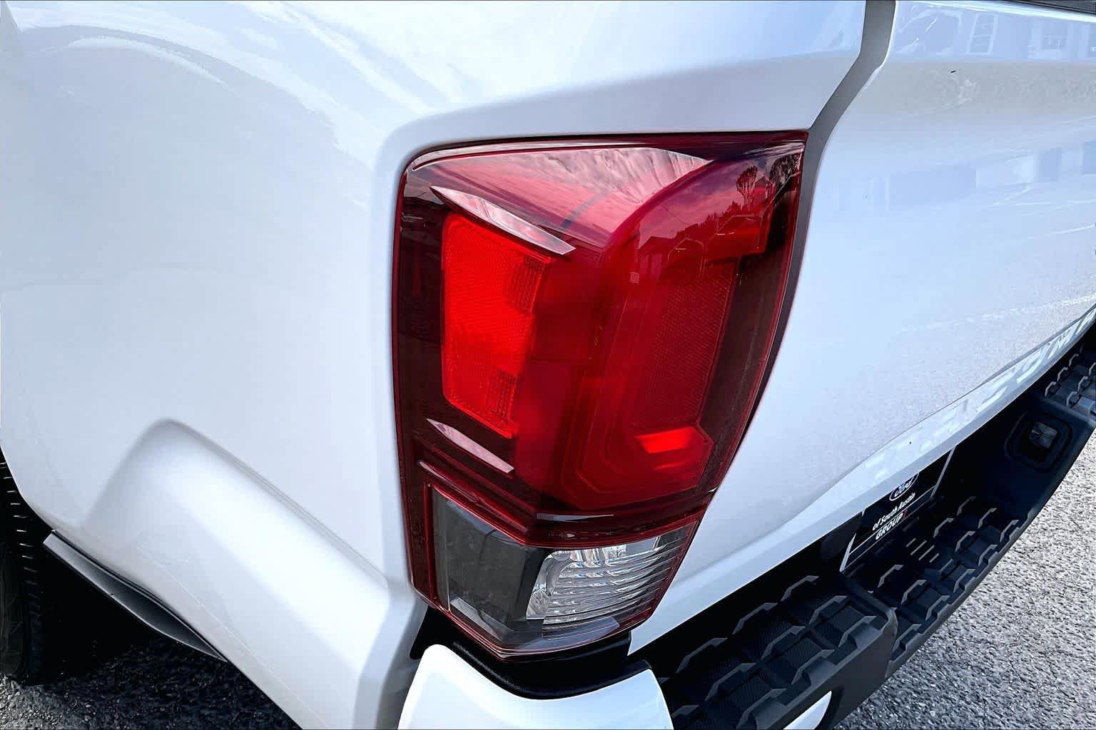 Used 2021 Toyota Tacoma SR w/ SR Convenience Package RWD image 28