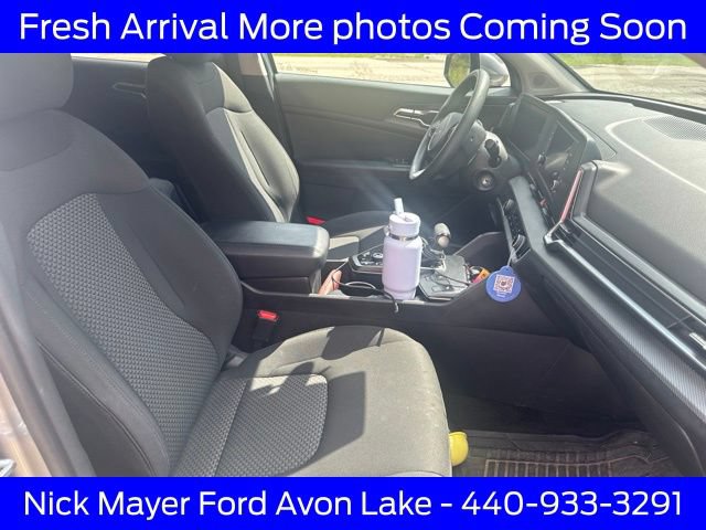 Used 2023 Kia Sportage LX AWD/4WD image 10