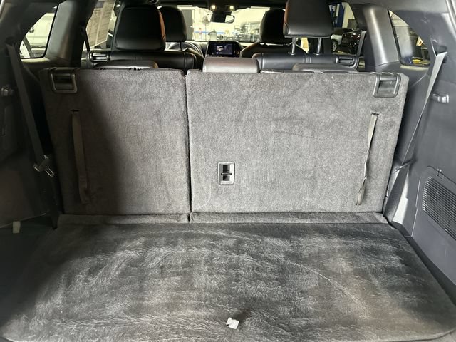 Used 2023 Toyota Highlander XSE FWD image 26