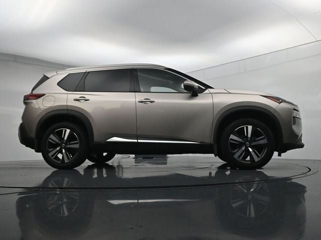 Used 2021 Nissan Rogue SL AWD/4WD image 40