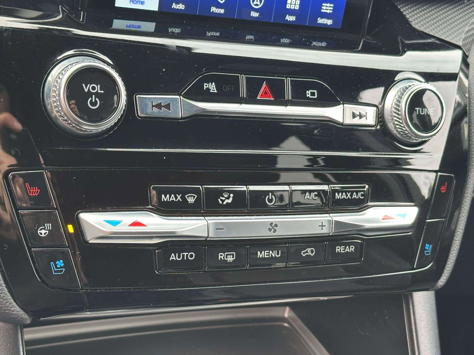 Certified 2023 Ford Explorer ST w/ Equipment Group 401A image 27