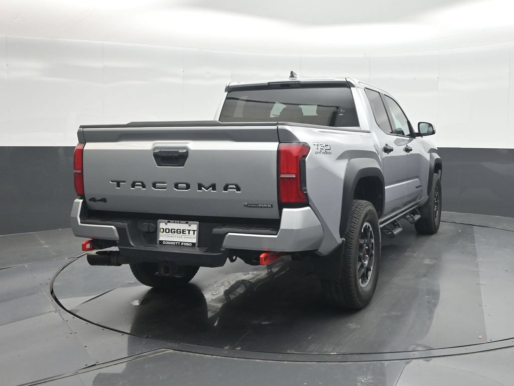 Used 2024 Toyota Tacoma TRD Off-Road AWD/4WD image 25