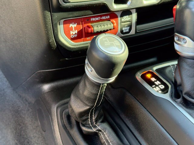 Used 2023 Jeep Gladiator Rubicon AWD/4WD image 22