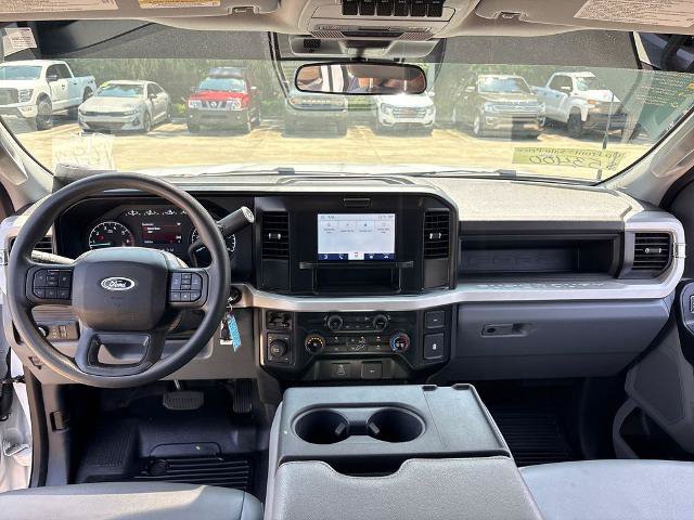 Certified 2025 Ford F250 XL w/ XL Chrome Package AWD/4WD image 7