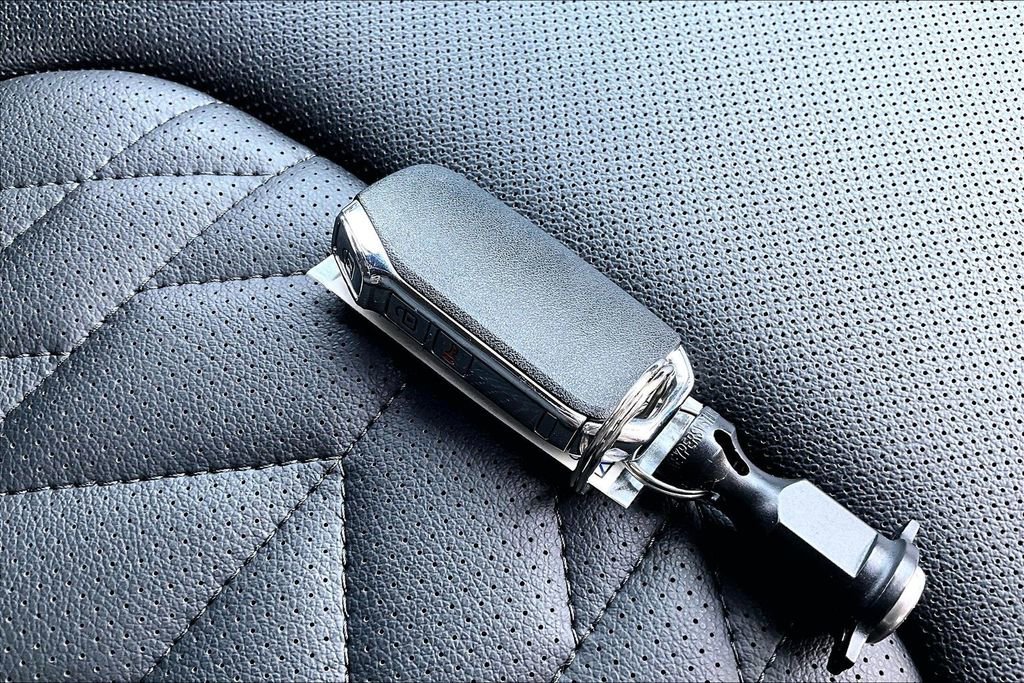 Used 2024 Kia Sportage X-Line AWD/4WD image 11