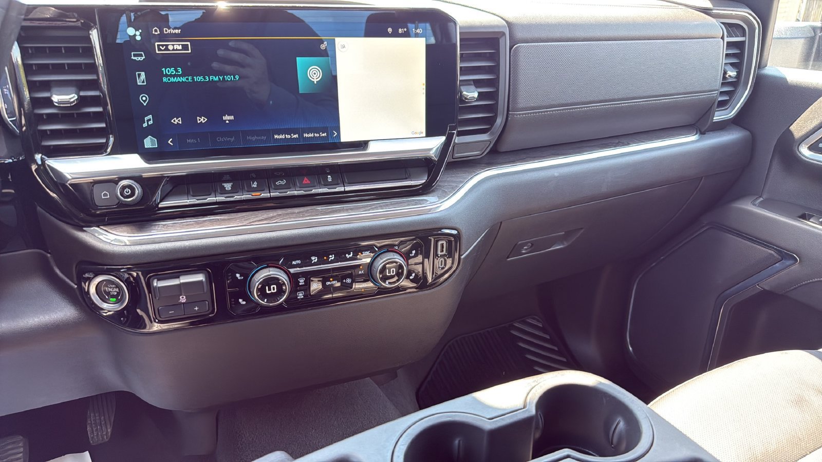 Used 2024 Chevrolet Silverado 2500 LTZ AWD/4WD image 19