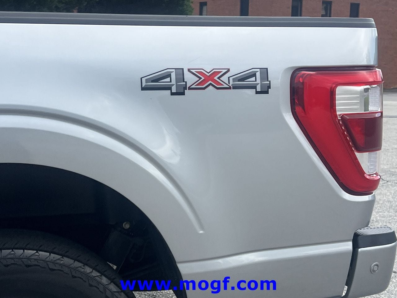 Certified 2022 Ford F150 Platinum w/ Equipment Group 701A High AWD/4WD image 35