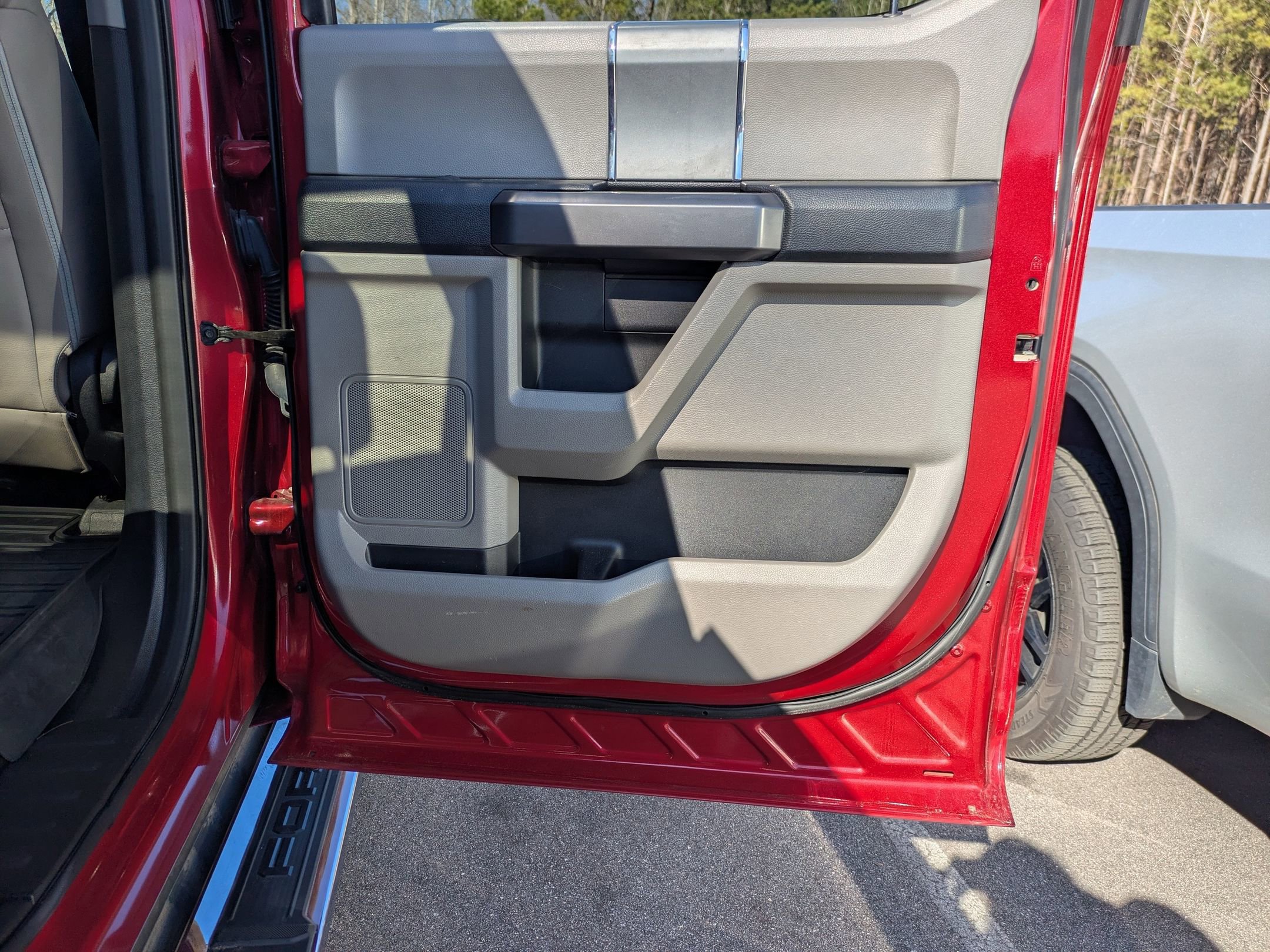 Certified 2021 Ford F250 XLT w/ XLT Premium Package image 30