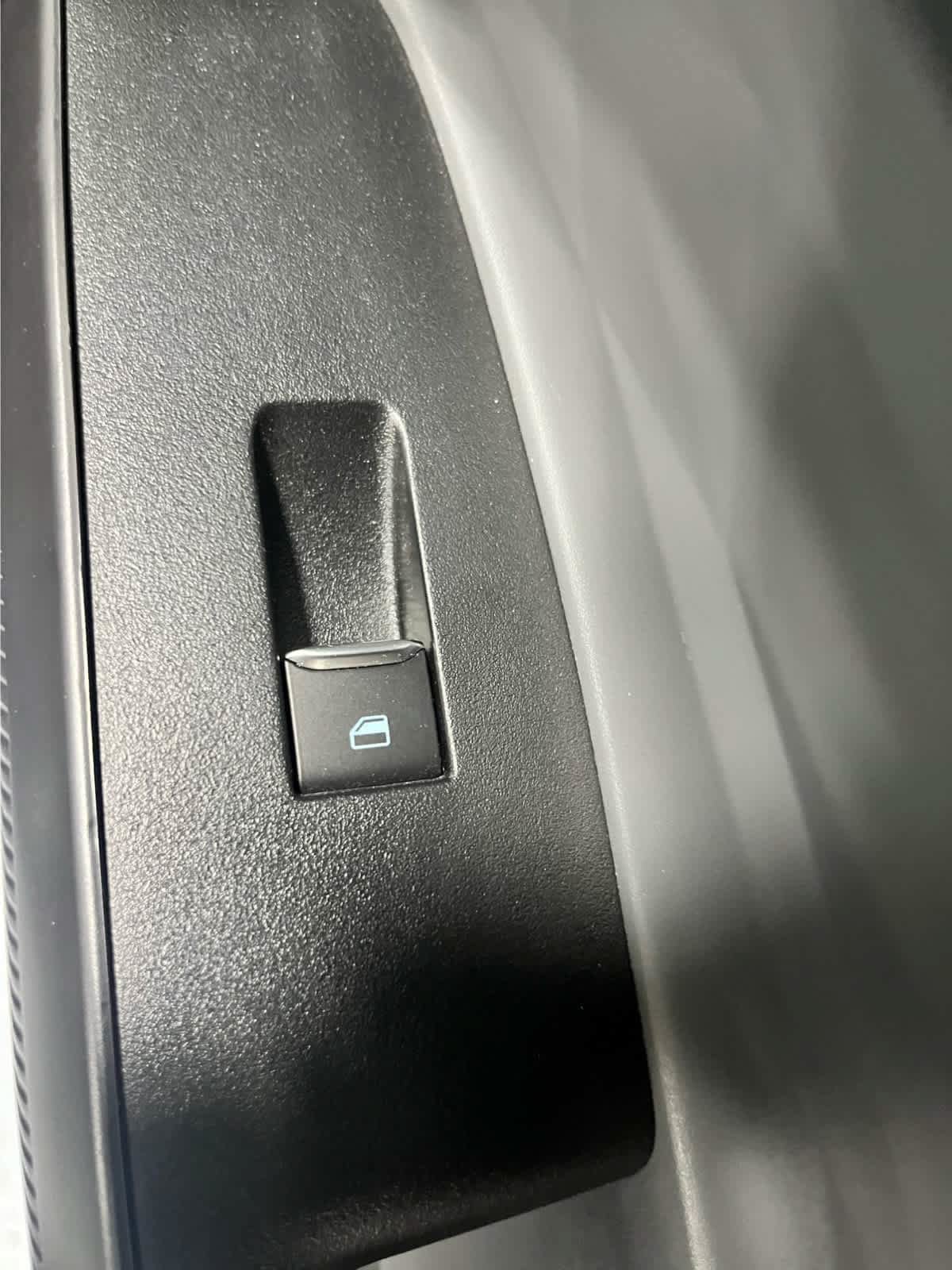 Certified 2025 Ford Maverick Lobo AWD/4WD image 57