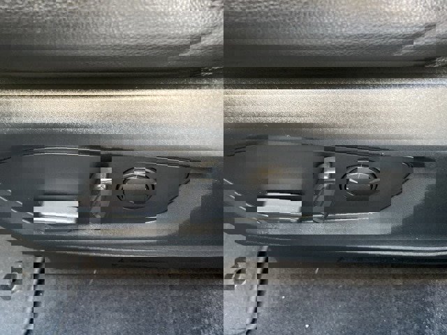 Certified 2020 Ford Explorer XLT w/ Equipment Group 202A image 17