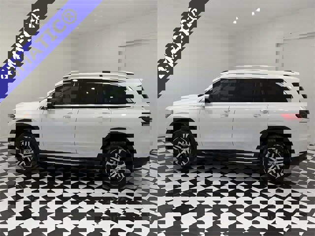 Used 2020 Mercedes-Benz GLS 450 4MATIC image 2