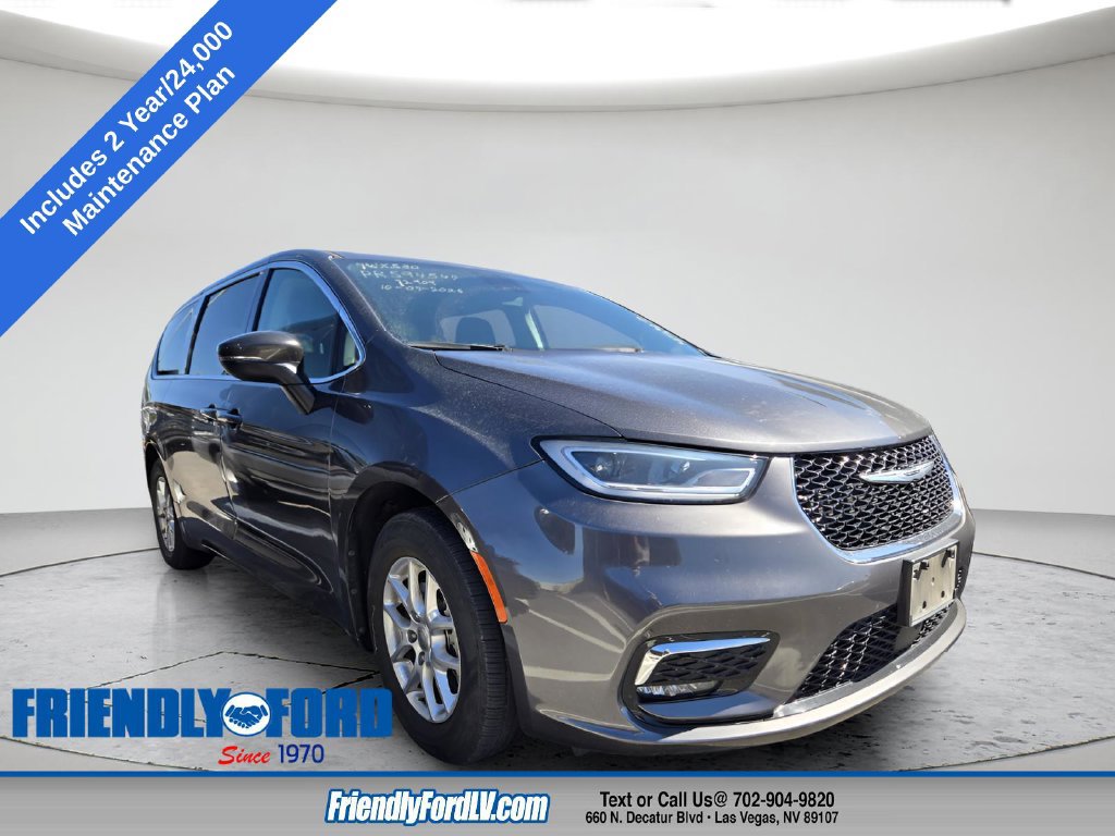 Used 2023 Chrysler Pacifica Touring-L
