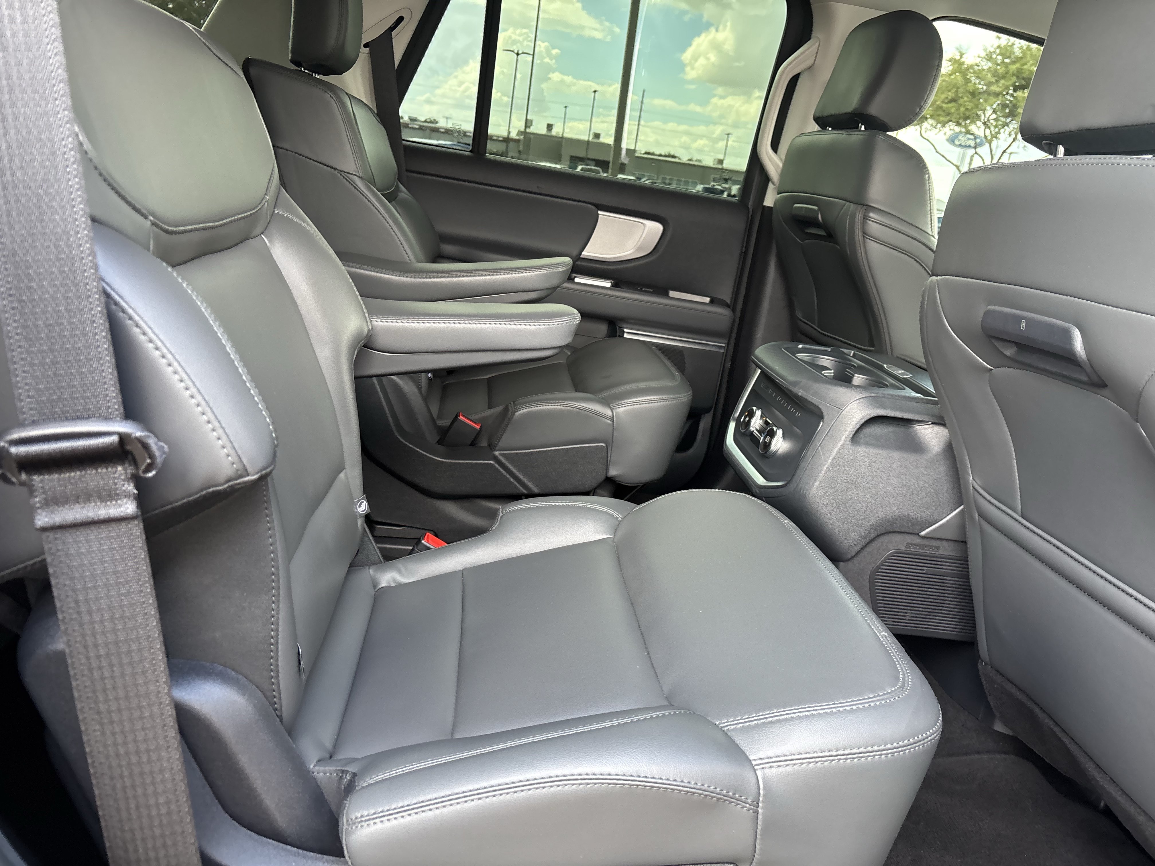 Certified 2026 Ford Expedition Active RWD image 23