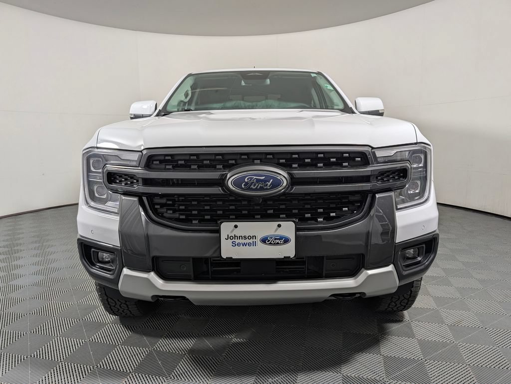 Certified 2025 Ford Ranger Lariat w/ FX4 Off-Road Package AWD/4WD image 3