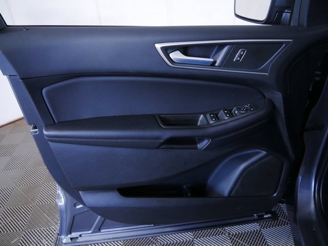 Certified 2024 Ford Edge SEL w/ Convenience Package AWD/4WD image 16