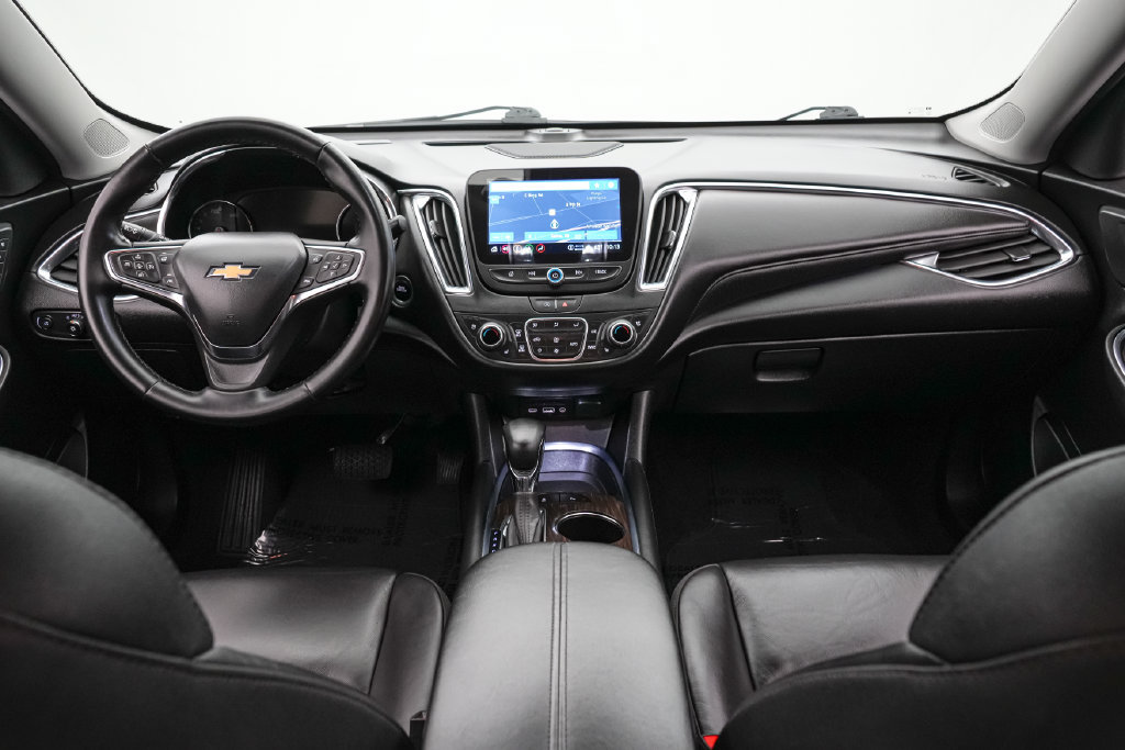 Used 2024 Chevrolet Malibu LT FWD image 14