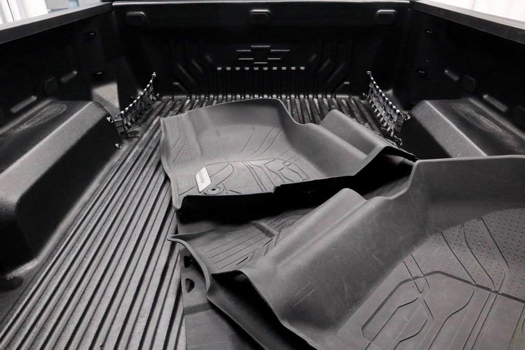 Used 2022 Chevrolet Silverado 1500 LT image 14