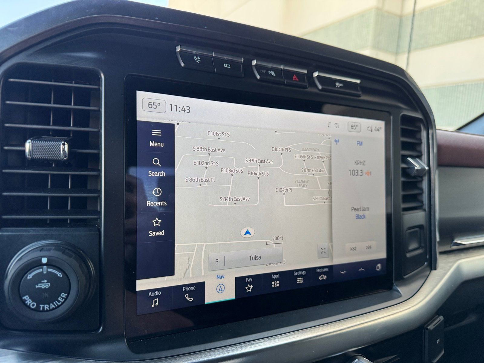 Certified 2023 Ford F150 Lariat w/ Equipment Group 502A High image 30