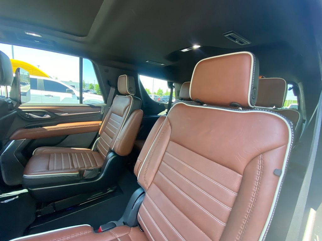 Used 2024 GMC Yukon Denali Ultimate AWD/4WD image 22