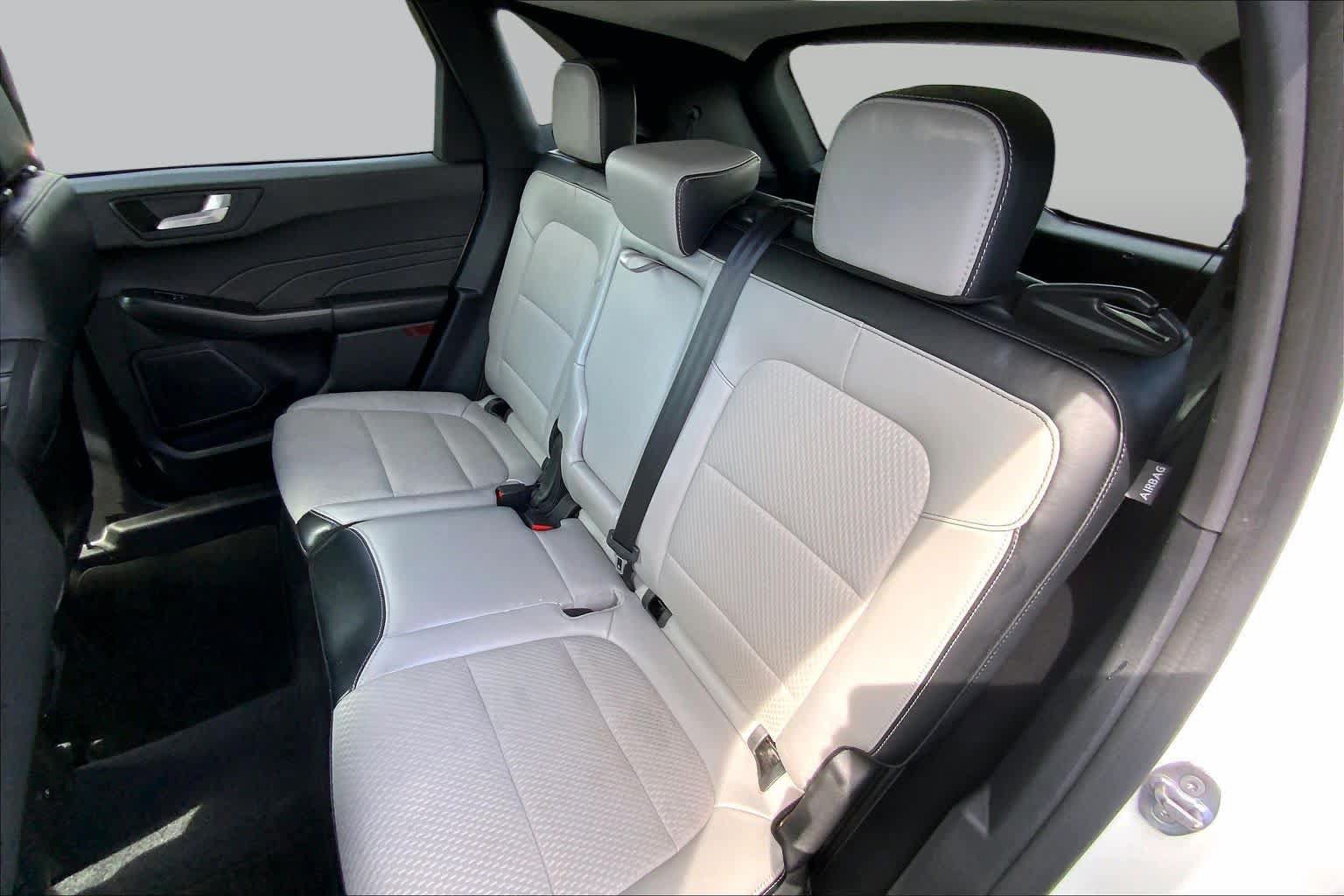 Certified 2023 Ford Escape SE FWD image 20