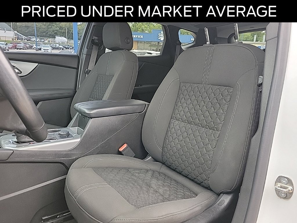 Used 2019 Chevrolet Blazer LT FWD image 17
