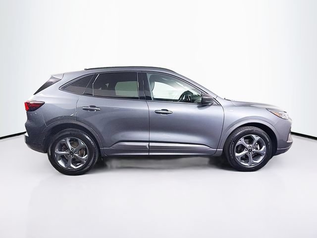 Certified 2023 Ford Escape ST-Line w/ Tech Pack #1 AWD/4WD image 10