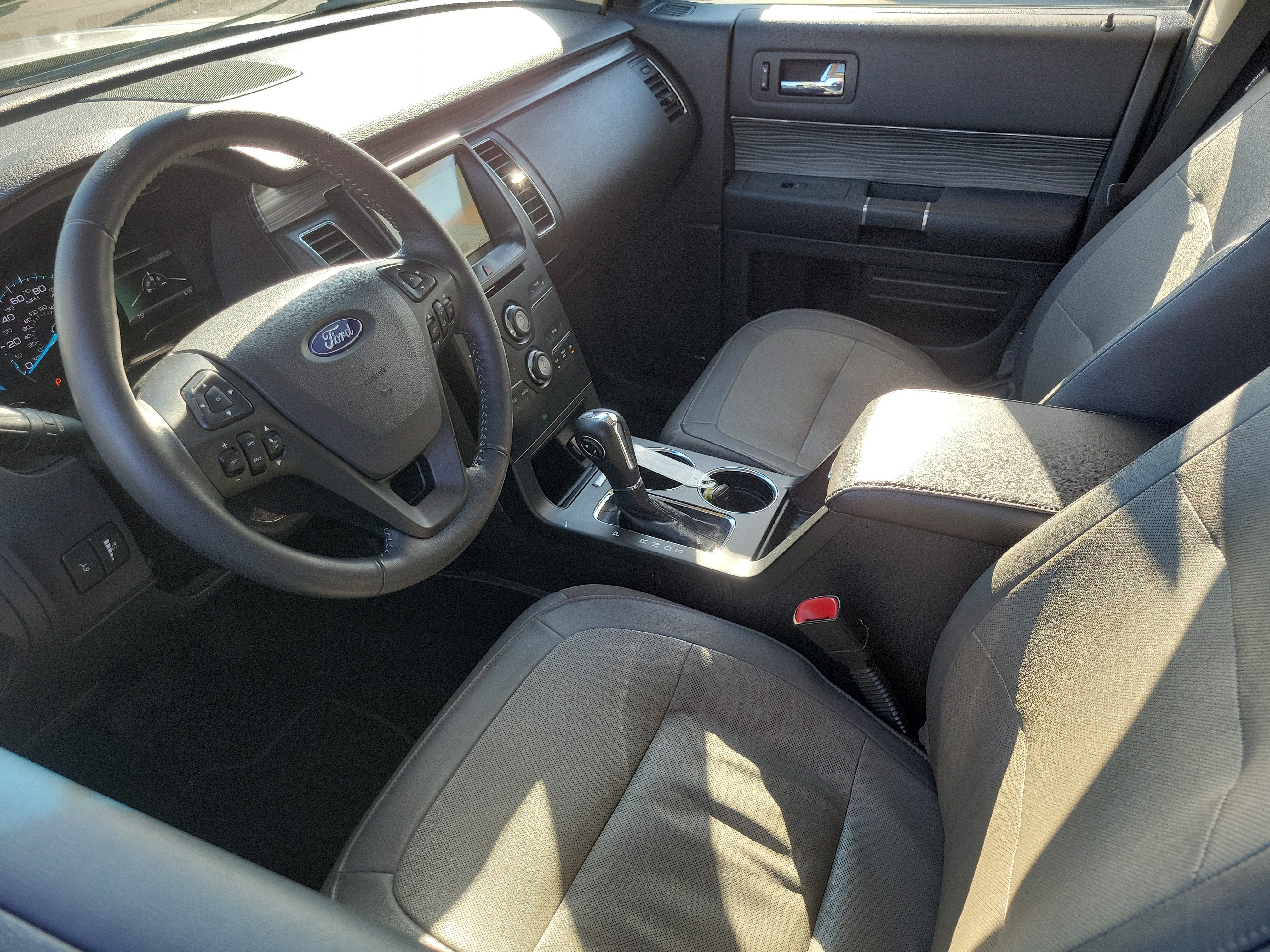 Certified 2018 Ford Flex SEL w/ Equipment Group 202A FWD image 3